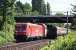 BR 185 mit Zugen 185 209-4 mit Autozug in Limmer am 02.06.09