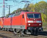 BR 120 120 145-8 mit 189 030 im Schlepp bei der Einfahrt in den Gbf K�ln-Gremberg,  aufgenommen am 15.10.2009