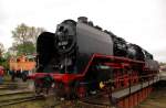 br-50-50-drg-dr-db-050-053-db 50 3501 pr�sentiert sich am 10.10.09 in Weimar auf der Drehscheibe.