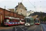 dusseldorf Links abgestellte GT8S und in der mitte und Rechts die Konkurenz zu den Altfahrzeugen.