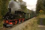BR 99 Am 03.10.09 war 99 590 Zwischen Steinbach und Schmalzgrube unterwegs.