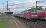 101 130 mit IC 1119 (D�sseldorf-Stuttgart) am 14 Oktober 2009 ...
