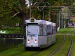 ZGT 6/6 712 in den neuen Farben auf der Tramplus-Linie ...