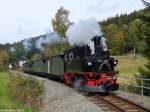 Presnitztalbahn Die Sonne war am 03.10.2009 doch relativ gn�dig gestimmt; 99 568 erreicht in wenigen Momenten den Bahnhof von Schmalzgrube.