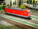 Sonstige BR 114 011 in verkehrsroter Farbgebung, am 17.06.2009, Epoche V.