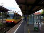 stadtbahn-karlsruhe-hier-nur-die-s-bahnen Tw 898 + Tw ??? fahren als Traktion in den Rastatter Bahnhof ein. Aufgenommen am 17.10.2009