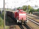 298 326-0 zieht am 05.10. 09 einen 20-Wagen Kohlezug aus der ...