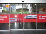 Freiburg Hbf - T�r zum Kundenzentrum. 19.10. 2009  ...