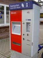Gro� in der Lokalzeitung angek�ndigt wurden die neuen Fahrkartenautomaten der ...