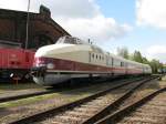 br-675-dr-vt-1816-dr-1750-svt-bauart-gorlitz SVT 175-03 steht am 09.10.'09 im S�chsischen Eisenbahnmuseum in Chemnitz-Hilbersdorf