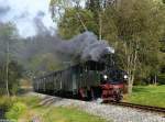Presnitztalbahn Den Abschluss des Herbstdampfes im Pre�nitztal bildet diese Aufnahme der IV K 145 (99 555), welche am 03.10.2009 nahe der Fahrzeughalle der IG Pre�nitztalbahn aufgenommen wurde.