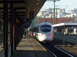 ICE 1559 aus Wiesbaden f�hrt jetzt nach Dresden,nachdem er eine ...