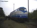 228 758 der Rennsteigbahn ...  Anja und Anne Kr�pelin 25.10.2009