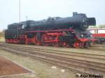 03 1090 steht kalt im Bw Schwerin aufgenommen am 26.09.09 ...