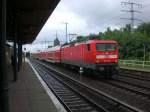 BR 112 als RE2 nach Wismar am S-Bahnhof Karlshorst. ... BR 112 als RE2 nach Wismar am S-Bahnhof Karlshorst. ...