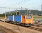 SBB - Schnappschuss vom Fahrenden Regio aus der Gütersteuerwagen Stmgmss-t ... SBB - Schnappschuss vom Fahrenden Regio aus der Gütersteuerwagen Stmgmss-t ...
