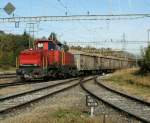 SBB Am 841 004-5 mit Zuckerr�ben beladenen Easo in Roche ...