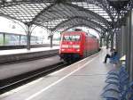Einfahrt des IC mit 101 084-2 von Frankfurt/M. kommend am ...