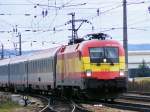 1x16-werbeloks 1116.232 'EM-lok Spanien' im Bahnhof Kirchstetten am 23.10.2008.