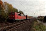 151 018 (9180 6151 018-9 D-DB) ist mit einem Leerzug ...