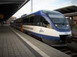 OLA-Triebwagen 0008 nach G�strow am 31.Oktober 2009 in Rostock Hbf. ...