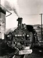 Lokpause im Bahnhof Steinbach am 02.12.1979  ...
