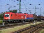 1116.012 mit 1116.015 am 20.08.2009 im Bahnhof Hegyeshalom.  ...