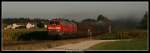 Ein durch 2 225er Traktionierter G�terzug am Abend des 8. ...
