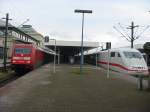 Treffen in Mannheim Hbf zwischen 101-025 und einem ICE1.  ...