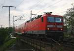 RE17233 fährt am 03.05.05 mit 143157-6 als Zuglok durch Niederwartha. ... RE17233 fährt am 03.05.05 mit 143157-6 als Zuglok durch Niederwartha. ...