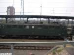 Die Ae 6/6 11451 Winterthur steht am 16.4.05 in Muttenz, ...
