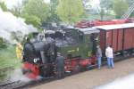 Selfkantbahn Lok 101 'Schwarzach'steht im Bhf Schierwaldenrath am 15-5-2005