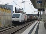 482-009 bei der Durchfahrt von Ludwigshafen Mitte.  ...