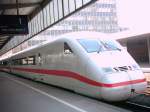 ICE 2 Quedlinburg hier in Essen an Gleis 1 zur ...