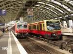 Treffen einer S-Bahn der Linie 5 und einem S-Bahn-Shuttle aus ...