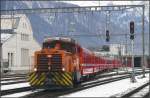 Gm 233 rangiert eine Zugskomposition in die Waschanlage in Landquart. ...