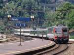 Re 4/4 11108 mit dem Swiss Express Look durchf�hrt am ...