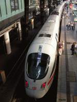 ICE T in Hamburg Hbf; Aug. 2002.  ...