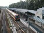 S-Bahn Berlin (Stationen) Berliner S-Bahn,Zug der BR 481 im Bhf.Heerstrasse am 22.08.02