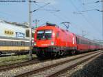 BR 1016 1016 031-5 mit einem IC bei der Ausfahrt aus dem Wiener Westbahnhof, am 10-09-2002