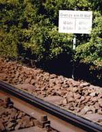 TSB Taunusbahn Grenze zur Bahnmeisterei Gie�en kurz hinter Usingen Richtung Wilhelmsdorf, 1. H�lfte der 1980iger Jahre.