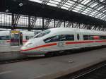 br-403-ice-3 Zwei ICE3 am 04.09.2002 in K�ln Hbf. Der Vordere f�hrt nach Frankfurt, der Hintere kam von Frankfurt.