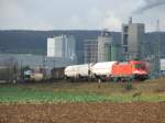BR 182 Am 18.11.2005 kam 182 018 im sehr sauberen Zustand durch Karltadt. 