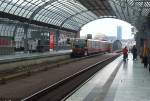 S75 bei der Einfahrt in den Bahnhof Berlin Spandau  ...