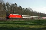 101 009 mit EC6 am 03.04.2005 bei Friedrichsthal (Baden)  ...