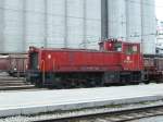 2132 058 beim Rangieren am 05.04.2005 im Bahnhof Rijeka.  ...