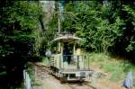 Blonay-Chamby BC Museumsbahn-Extrazug 92624 von Chaulin Weiche nach Ende Baye de Clarens-Viadukt am 19.05.1997 am Ende des Baye de Clarens-Viadukt mit Traktor exVBZ Te 2/2 926.
