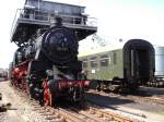 BR 58 58 261 unterm Kohlebunker des SEM Chemnitz