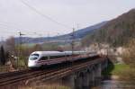 br-411-ice-t ICE-T in Richtung Eisenach beim �berqueren der Werrabr�cke bei Eisenach am 20.04.1006.
