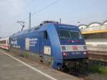 BR 101 Werbelokomotiven 101 136 Wissen Zieht am 06.05.2006 in Koblenz Hbf